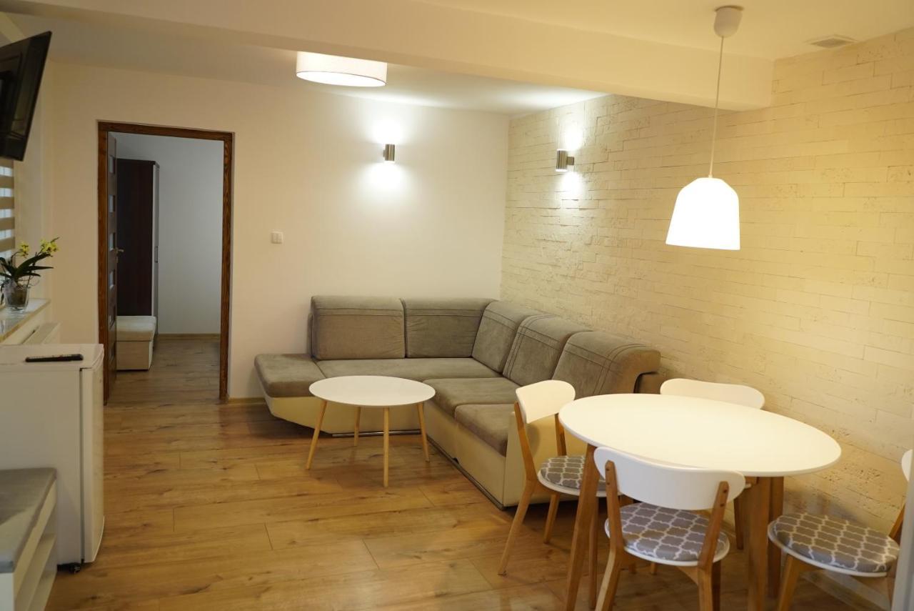 Apartament Naleczow Dom Pod Orzechami Kültér fotó