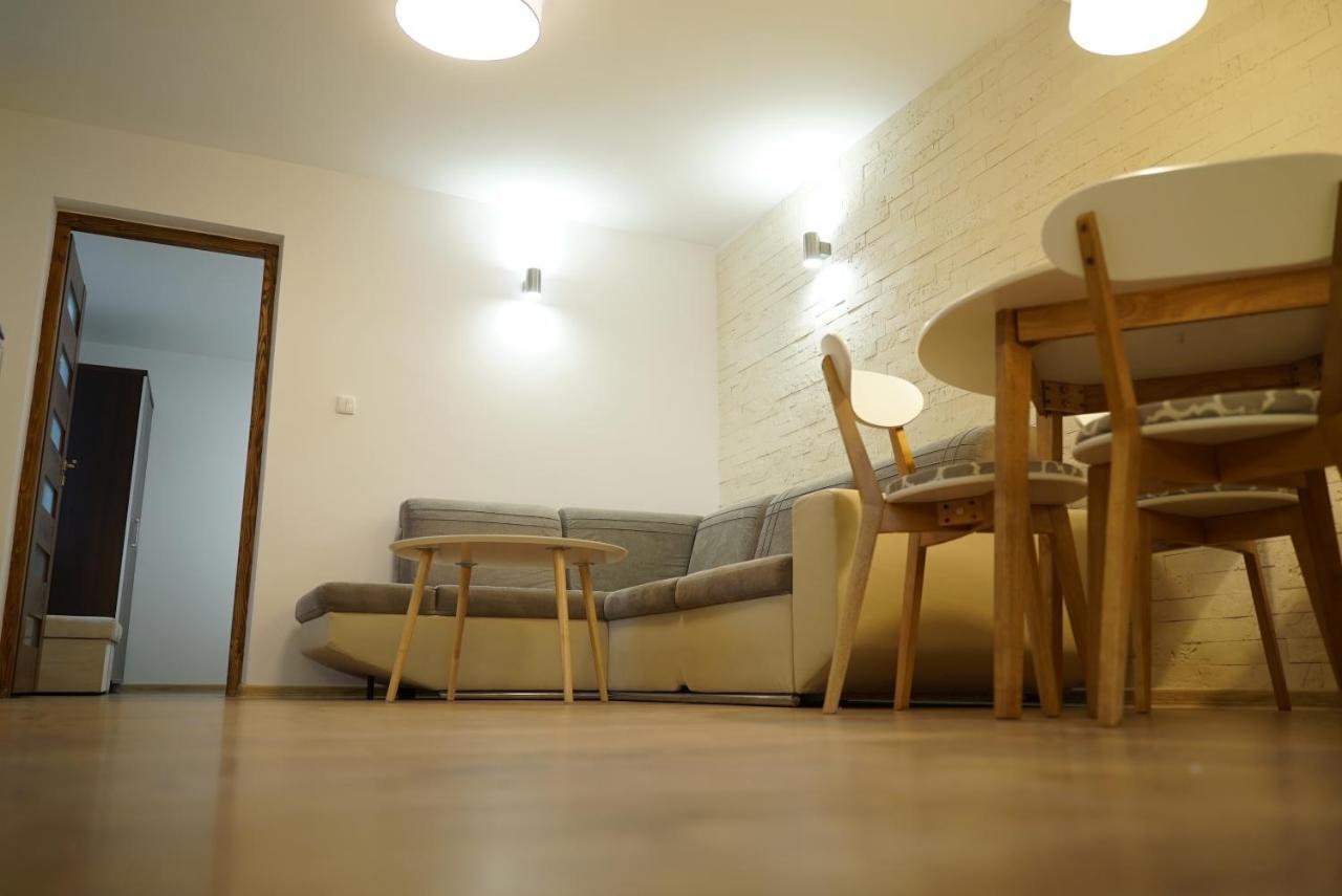 Apartament Naleczow Dom Pod Orzechami Kültér fotó